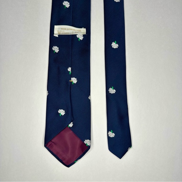 Vintage Embroidered White Rose Navy Blue Classic 3” Blade Tie, William J. Kraus - Picture 6 of 7